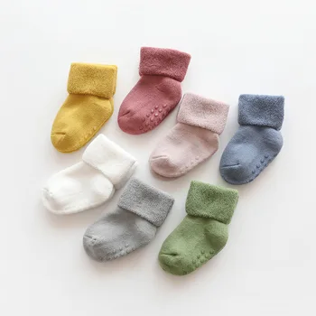 Зимние теплые толстые носки для маленьких девочек и мальчиков, носки для новорожденных, махровые противоскользящие носки, однотонная одежда для малышей, аксессуары